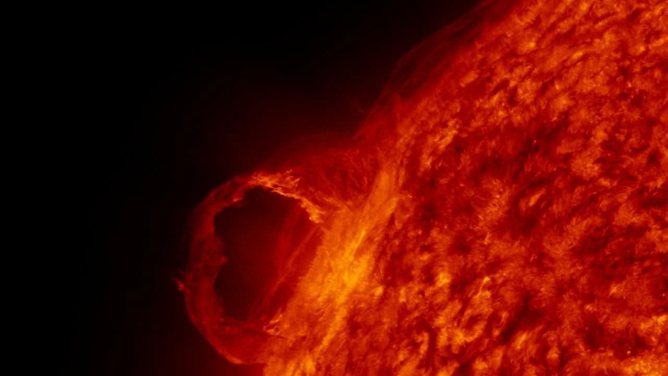 erupcia slnka sun-11030_960_720