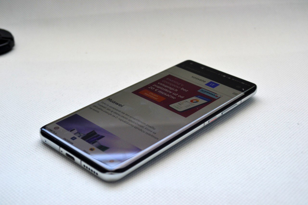Huawei P40 Pro_displej smartfonu