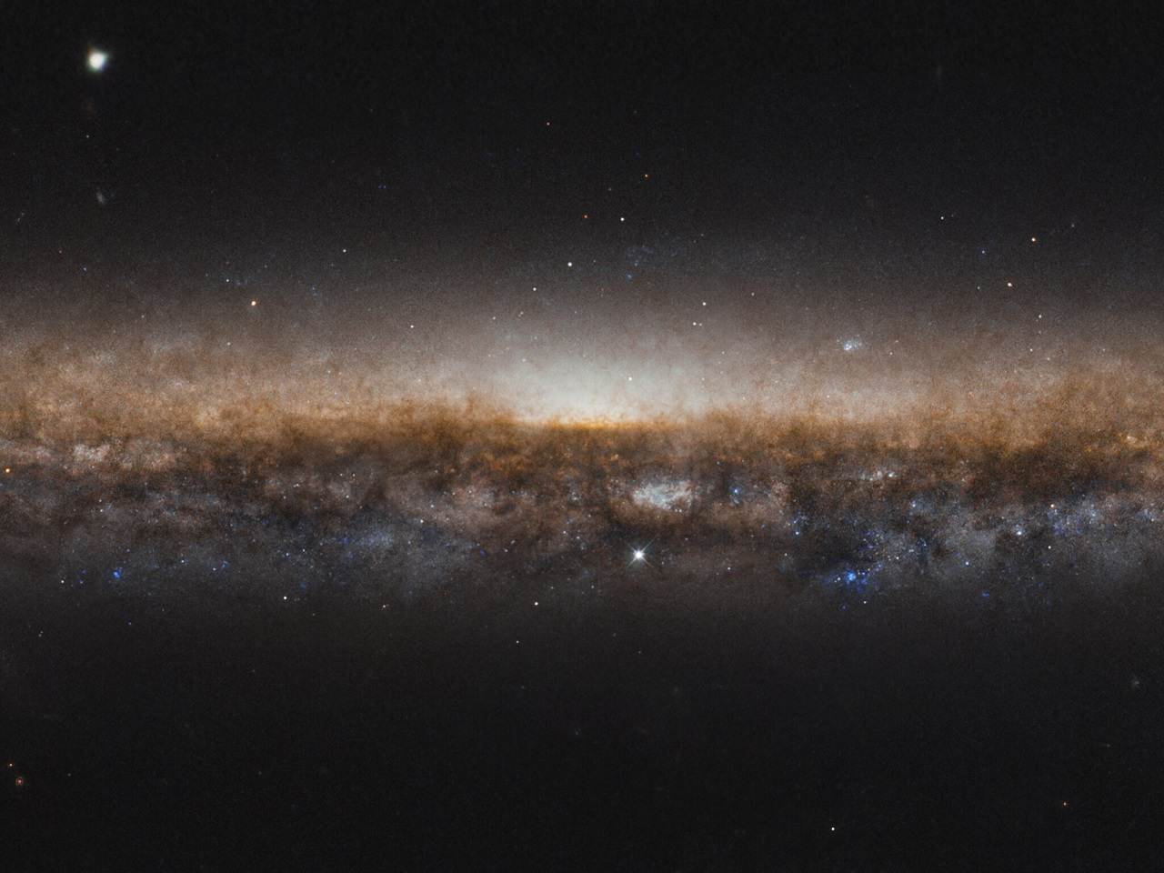 NASA NGC 5907