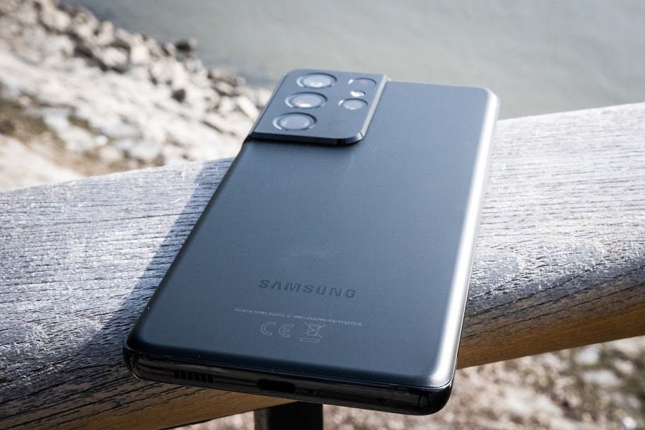 Samsung Galaxy S21 Ultra 5G_zadna stena (1)